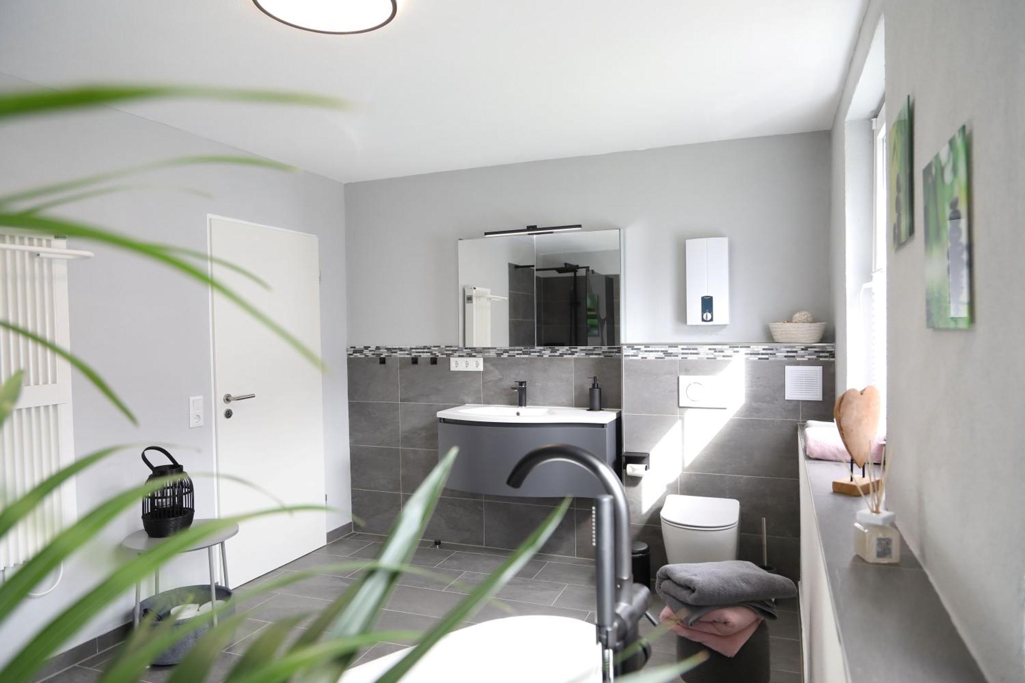 מוסלקרן Ferienwohnung Moselallee 5 Sterne מראה חיצוני תמונה